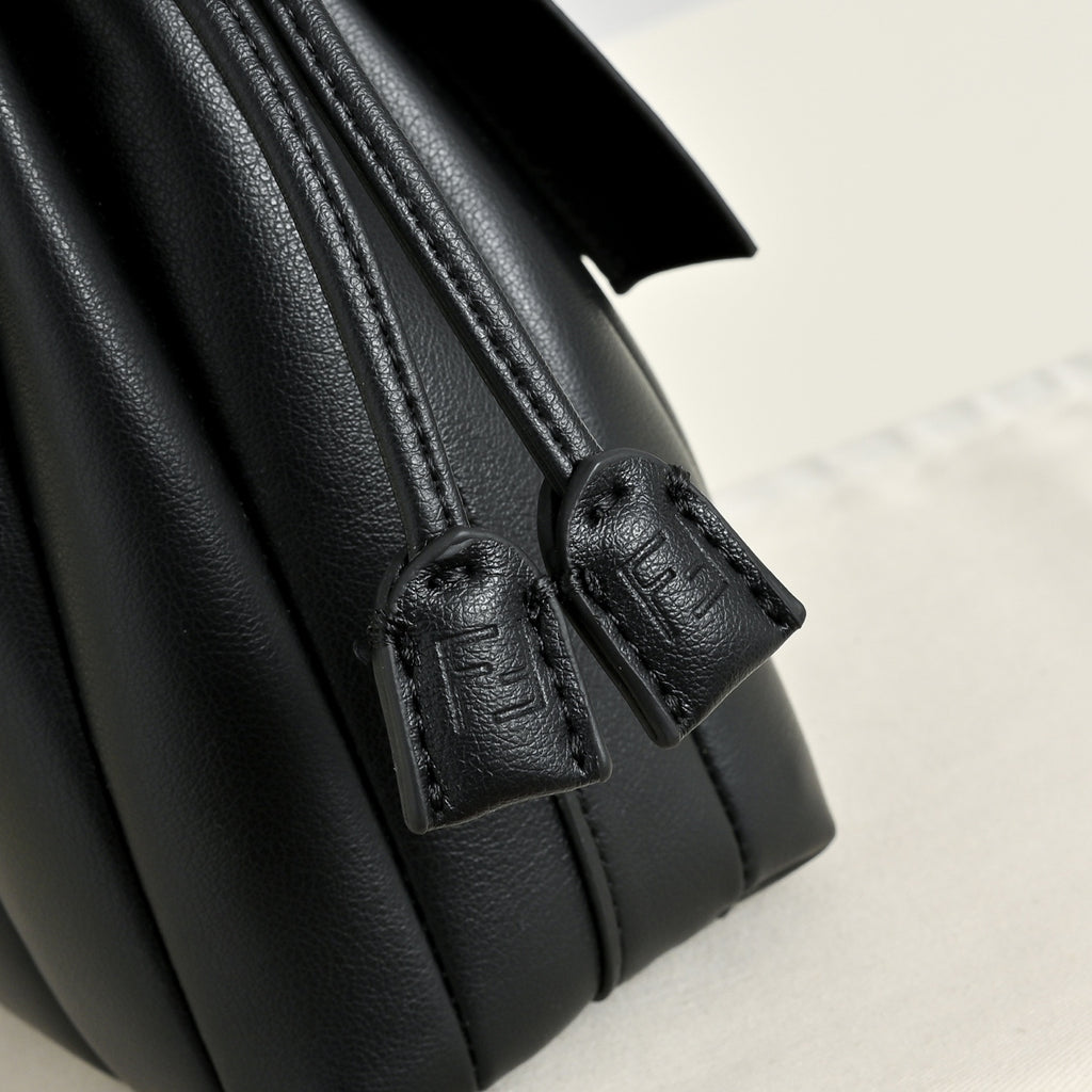136PF106B Popular leather bag