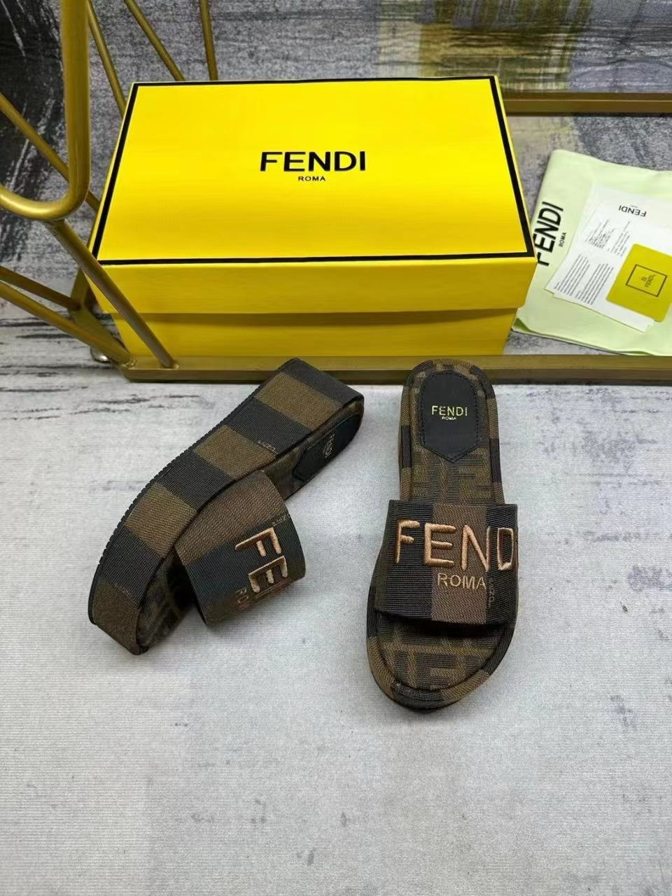 J4F3Z Popular Slippers