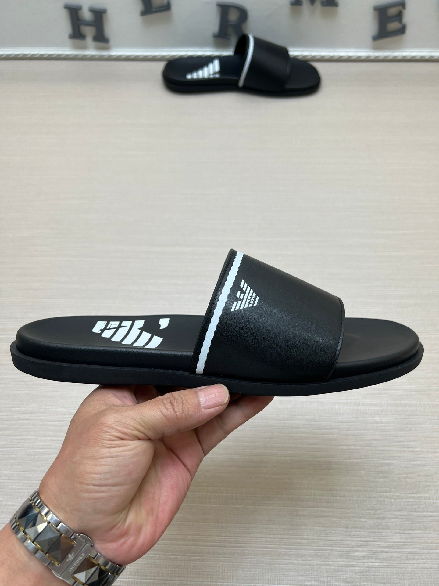 54A102Z Popular slippers
