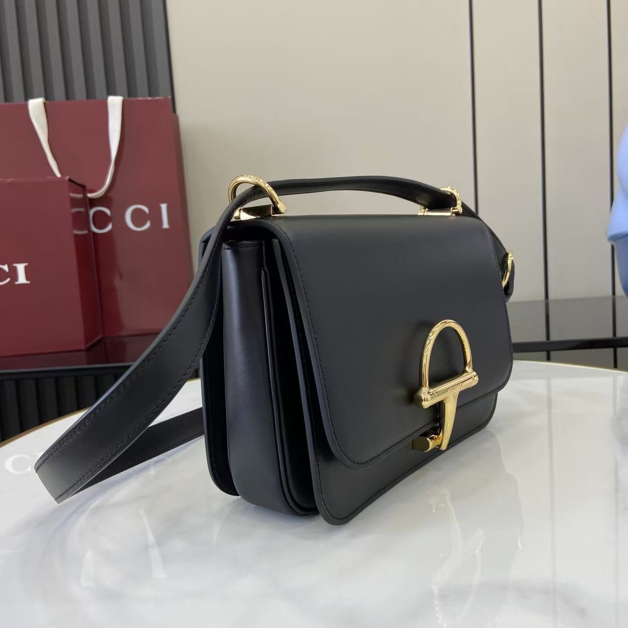 136PB110B Popular leather bag