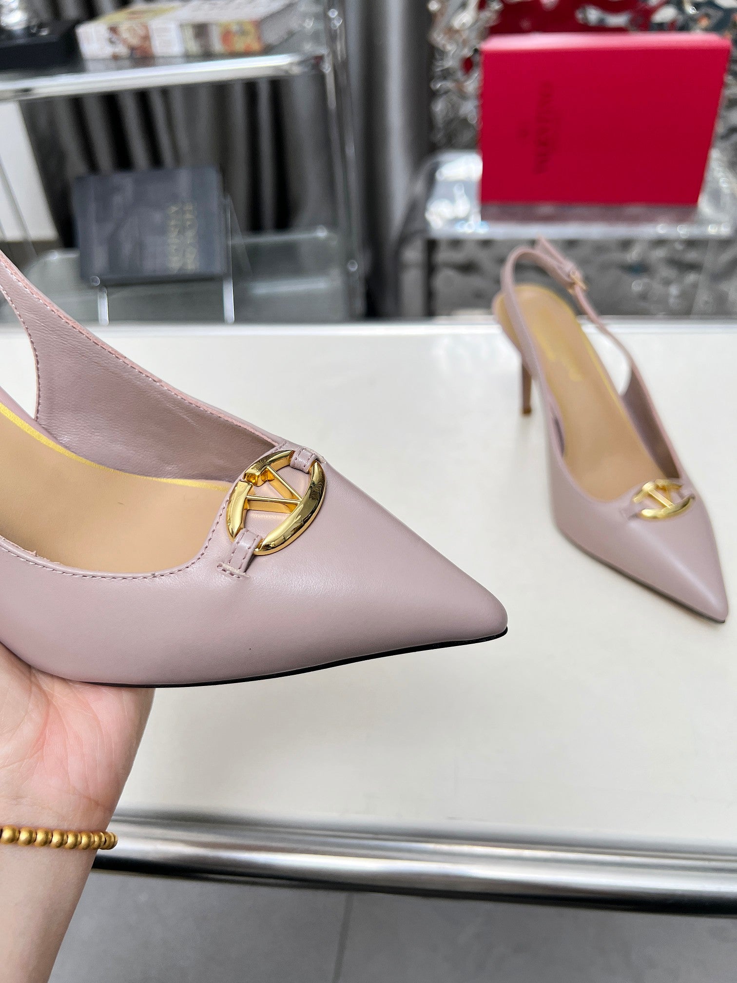 245RVL17Z  Popular leather  High heels