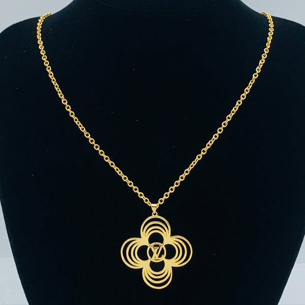 15QE117X Popular Necklace