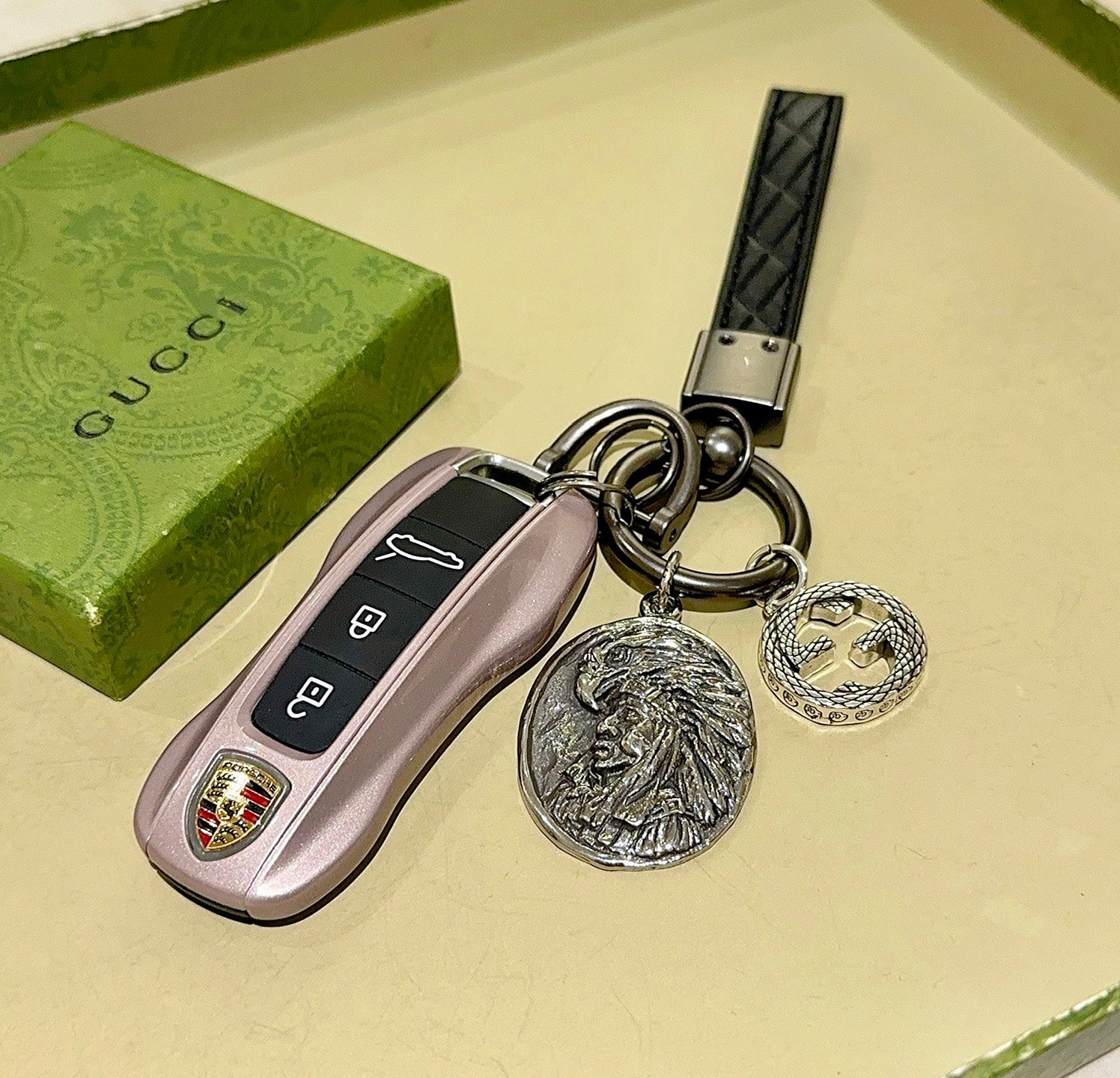 35ZB55A Popular bag 's charms accessories