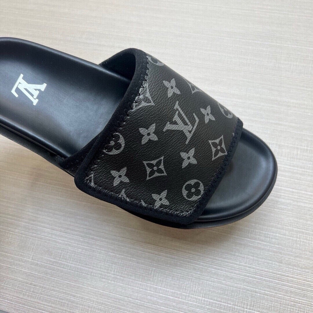 5LE210Z Popular Slippers