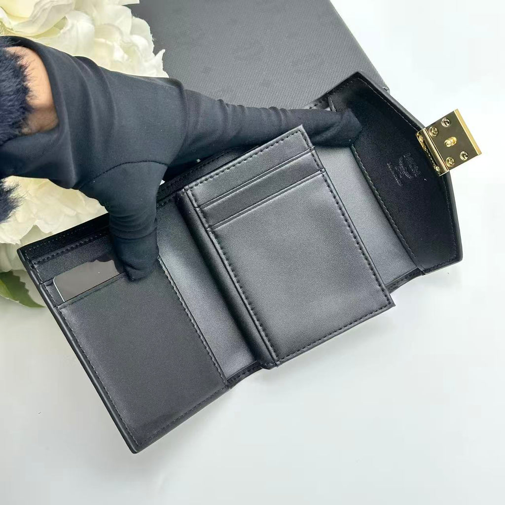 136NM13B Popular leather  Wallets