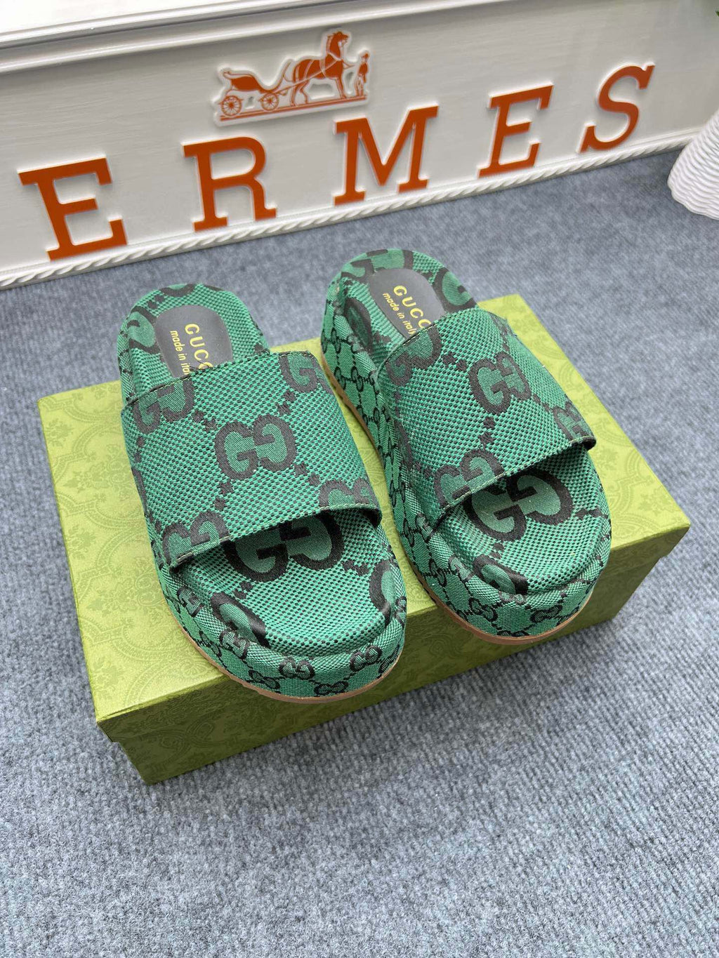 54B122Z Popular slippers  Sole thickness 5.5cm