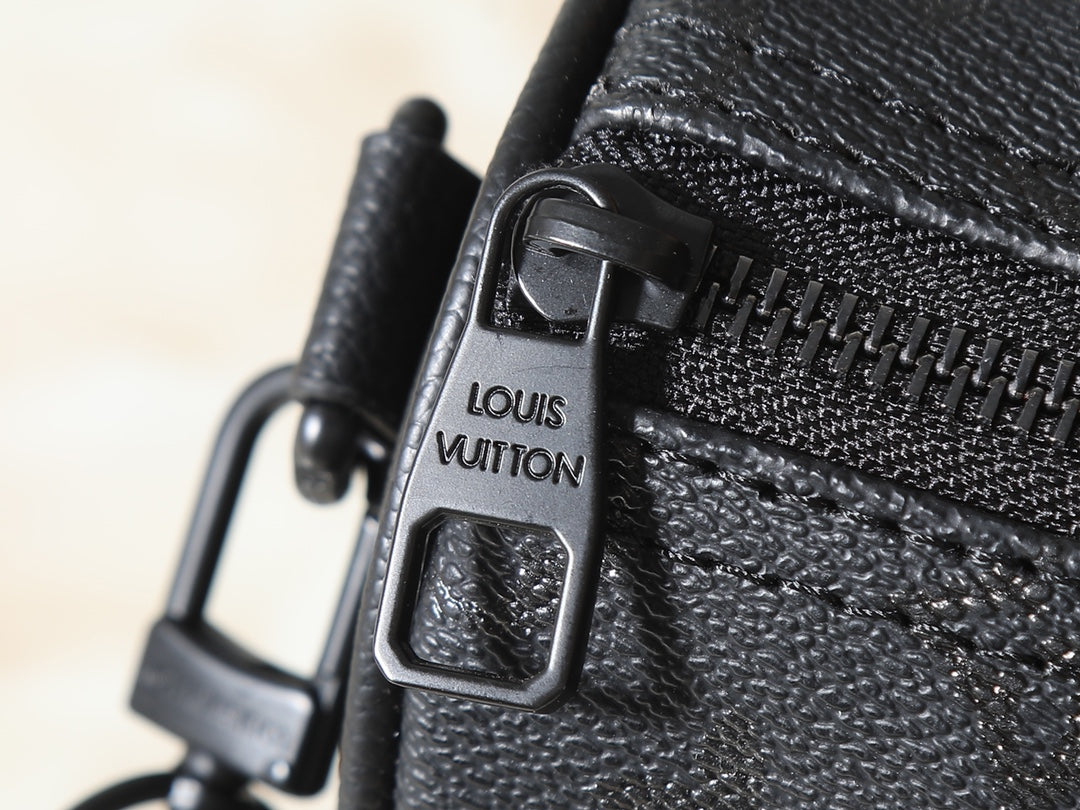 146PE30B Popular leather bag