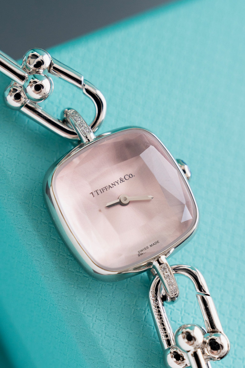 L1R36T72 Popular Watches