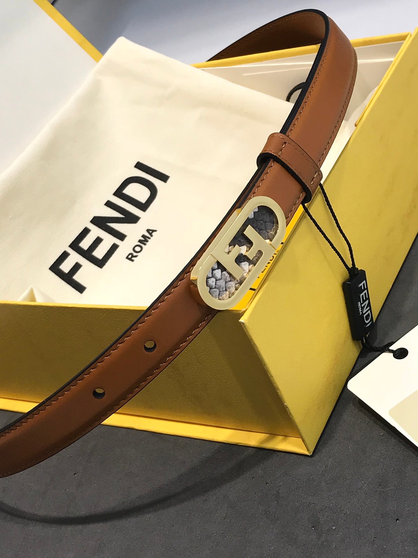14F76P Popular  High quality belt With full package