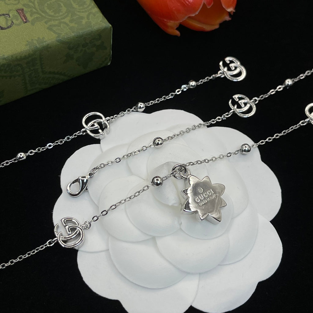 175RB27X Popular   Necklaces .