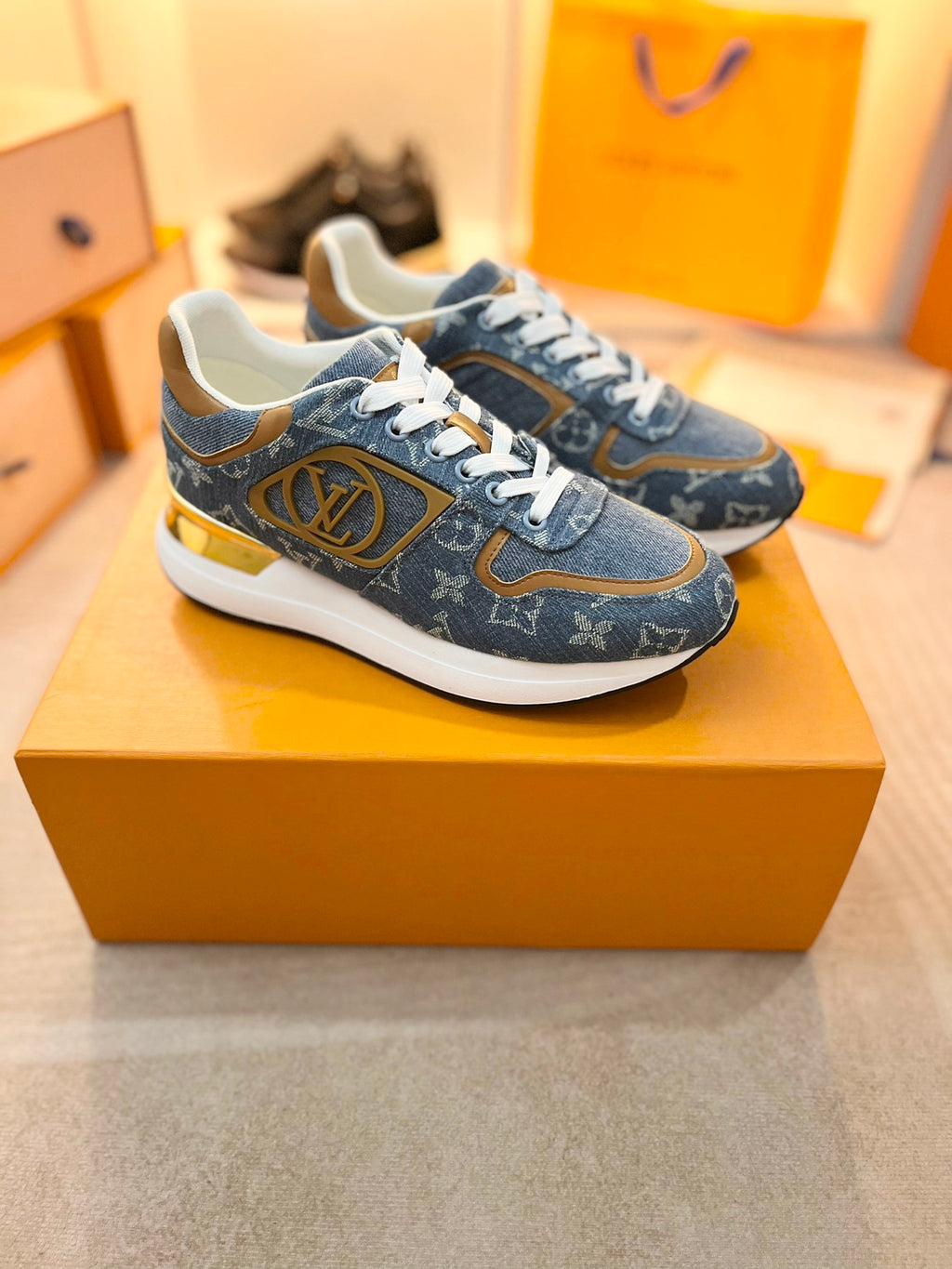 Z2P36E60 Popular high-quality leather Shoes
