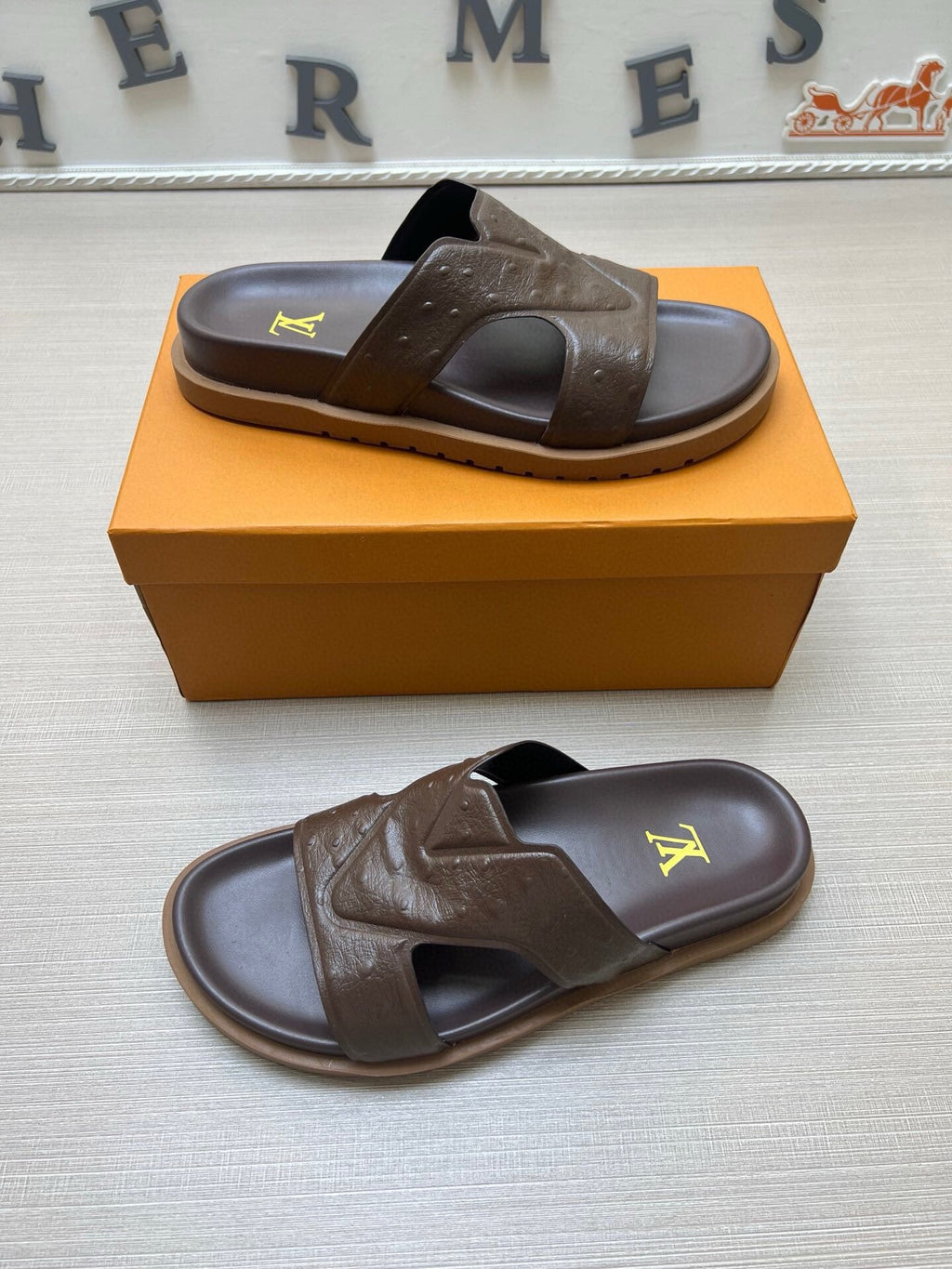 5LE227Z Popular Slippers
