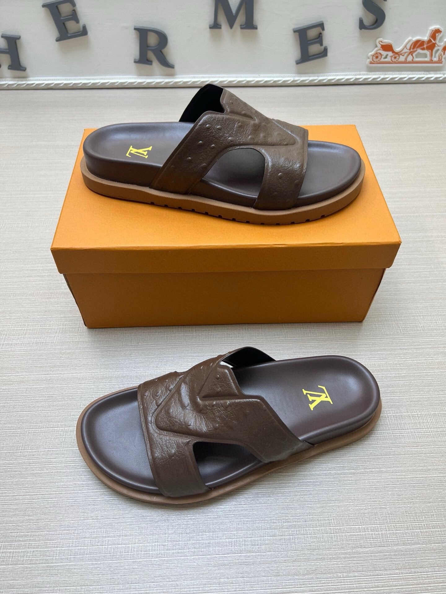 5LE227Z Popular Slippers