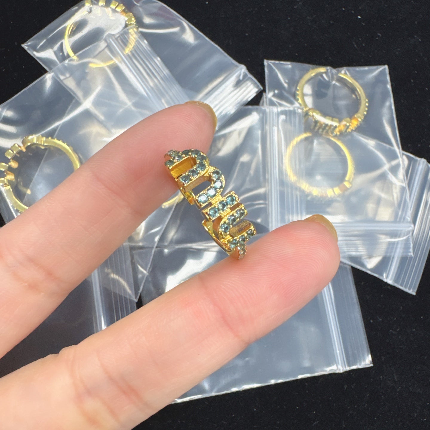 175QA17J  Popular   Rings