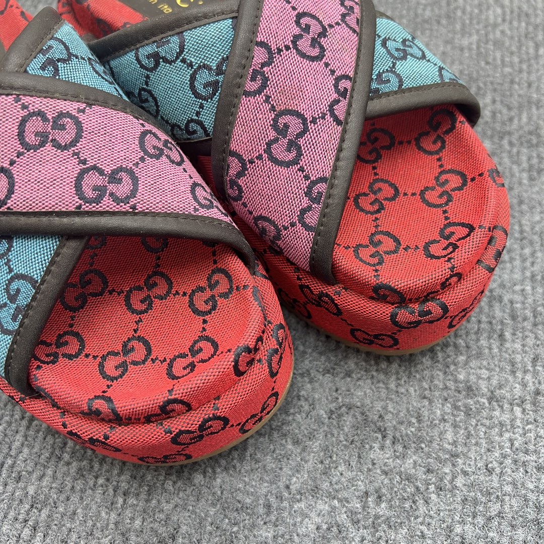 5YB69Z Popular Slippers