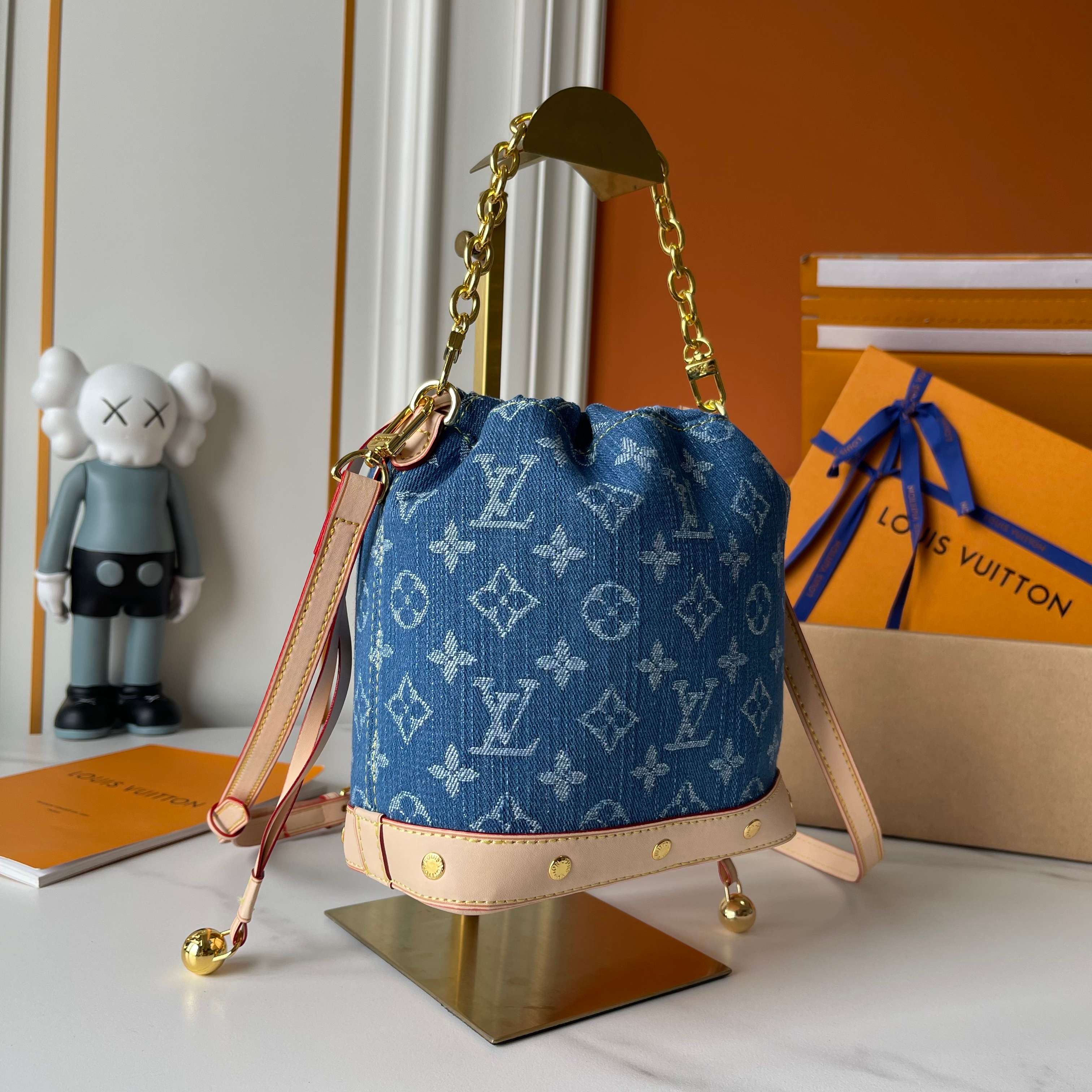175NE21B Popular   Cowboy bag