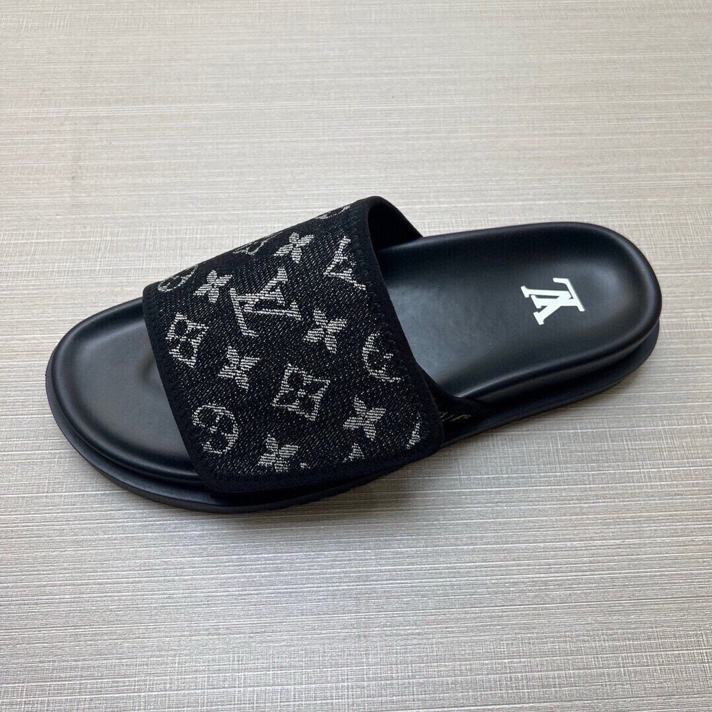 5LE207Z Popular Slippers