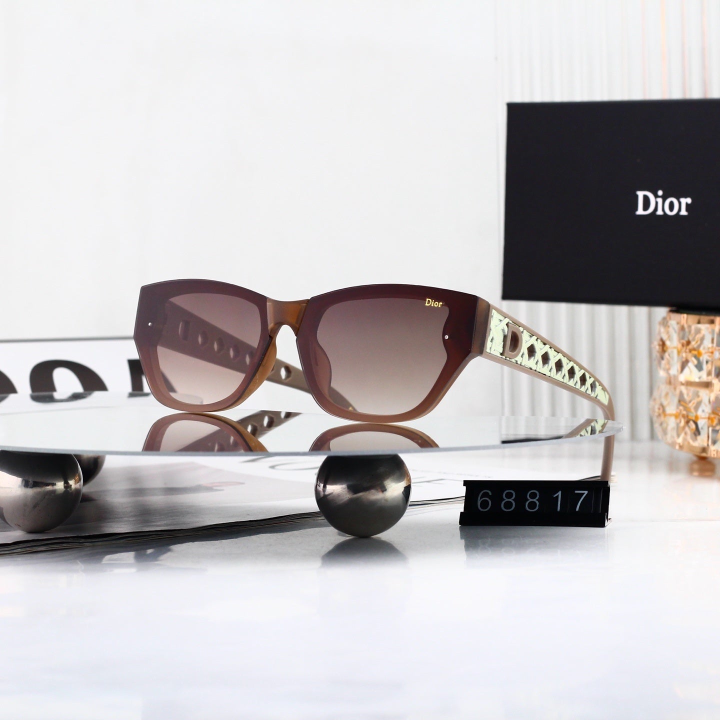 156PD65T Popular Sunglasses