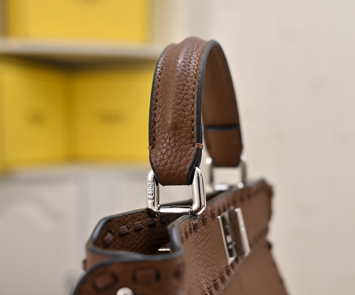 15RF136B Popular leather bag