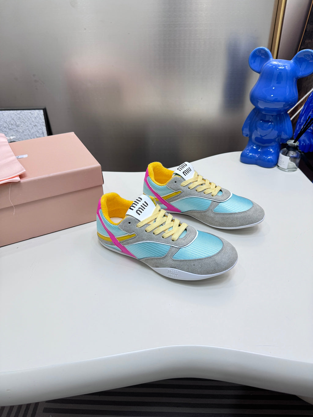 6105QA352Z Popular Shoes
