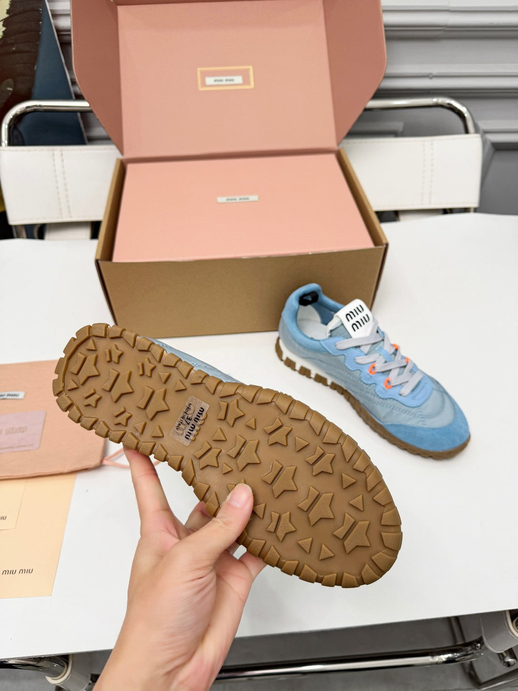 Z2P36A55 Popular high-quality leather Shoes