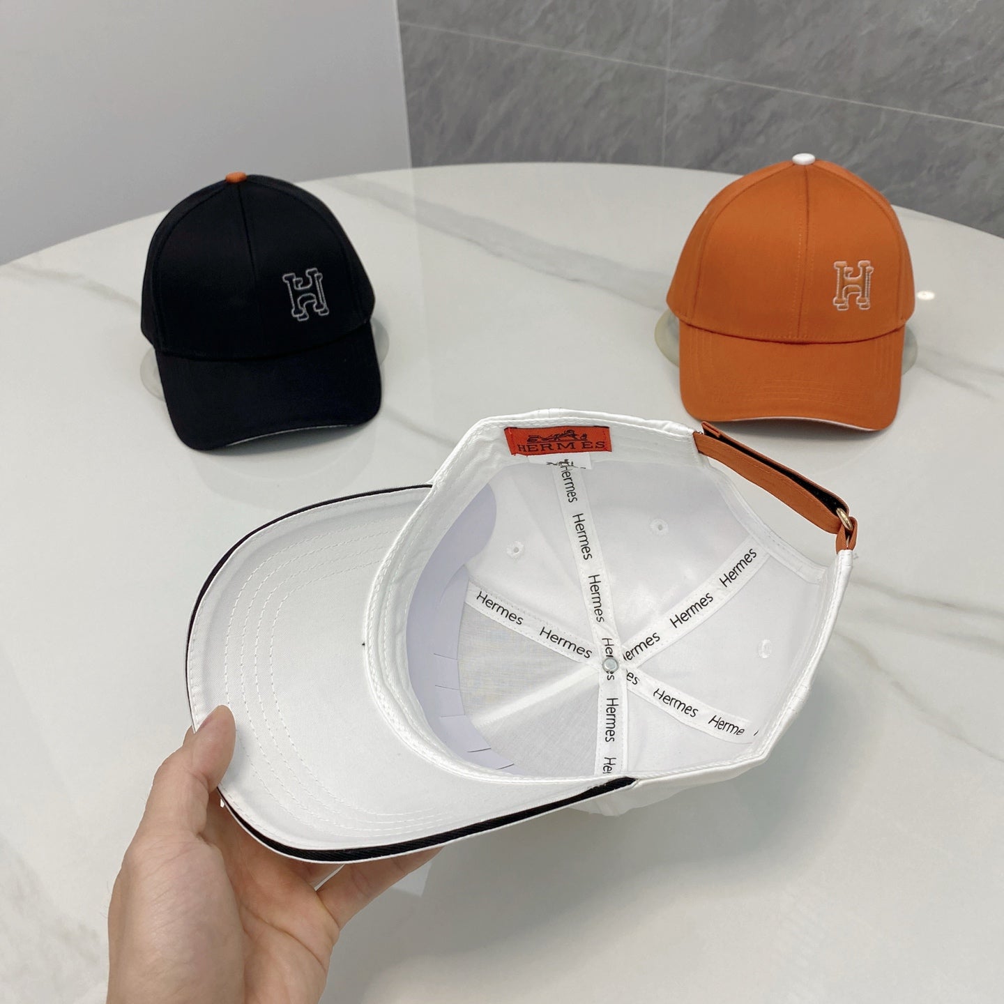16XH12M Popular hats