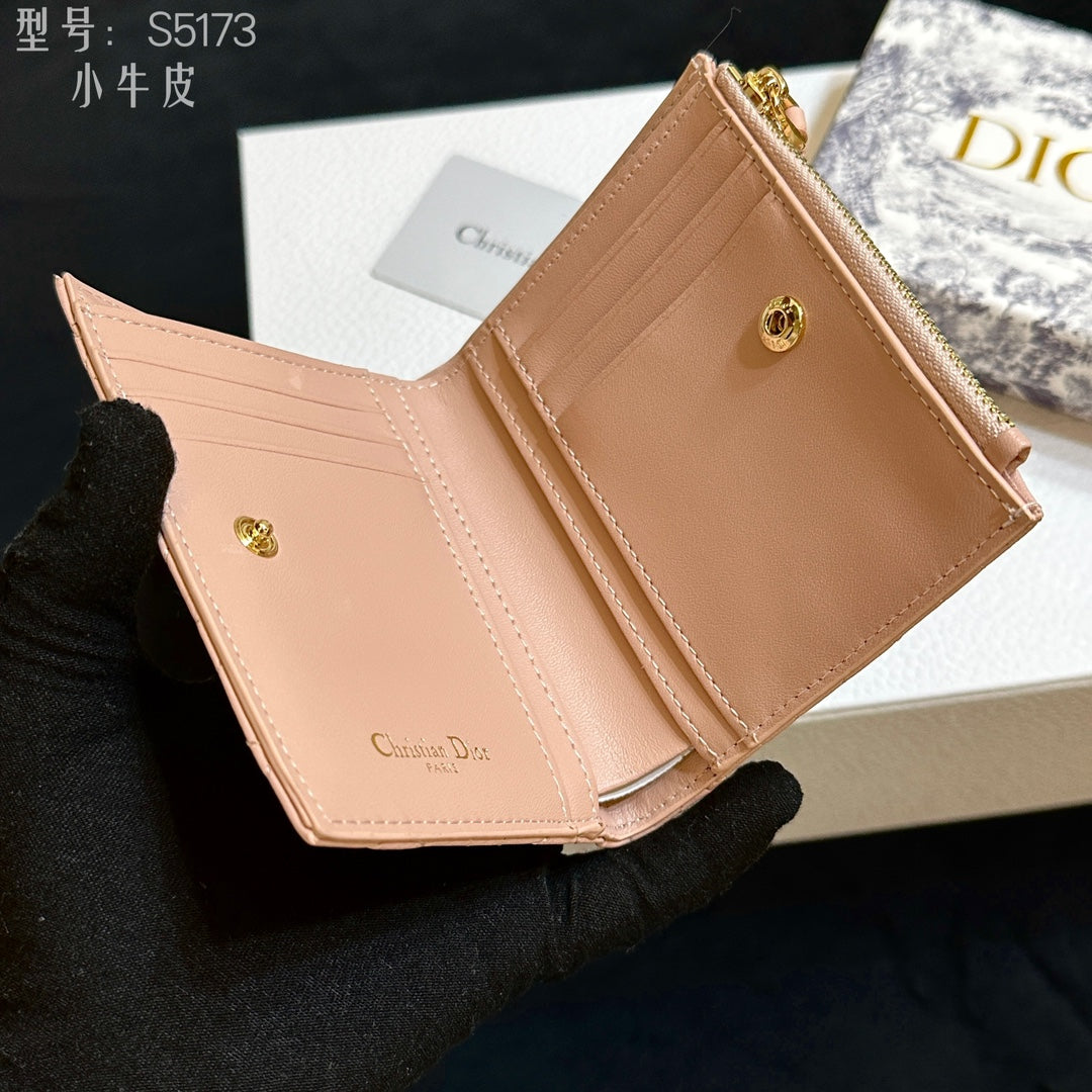 15RD134B Popular Wallets
