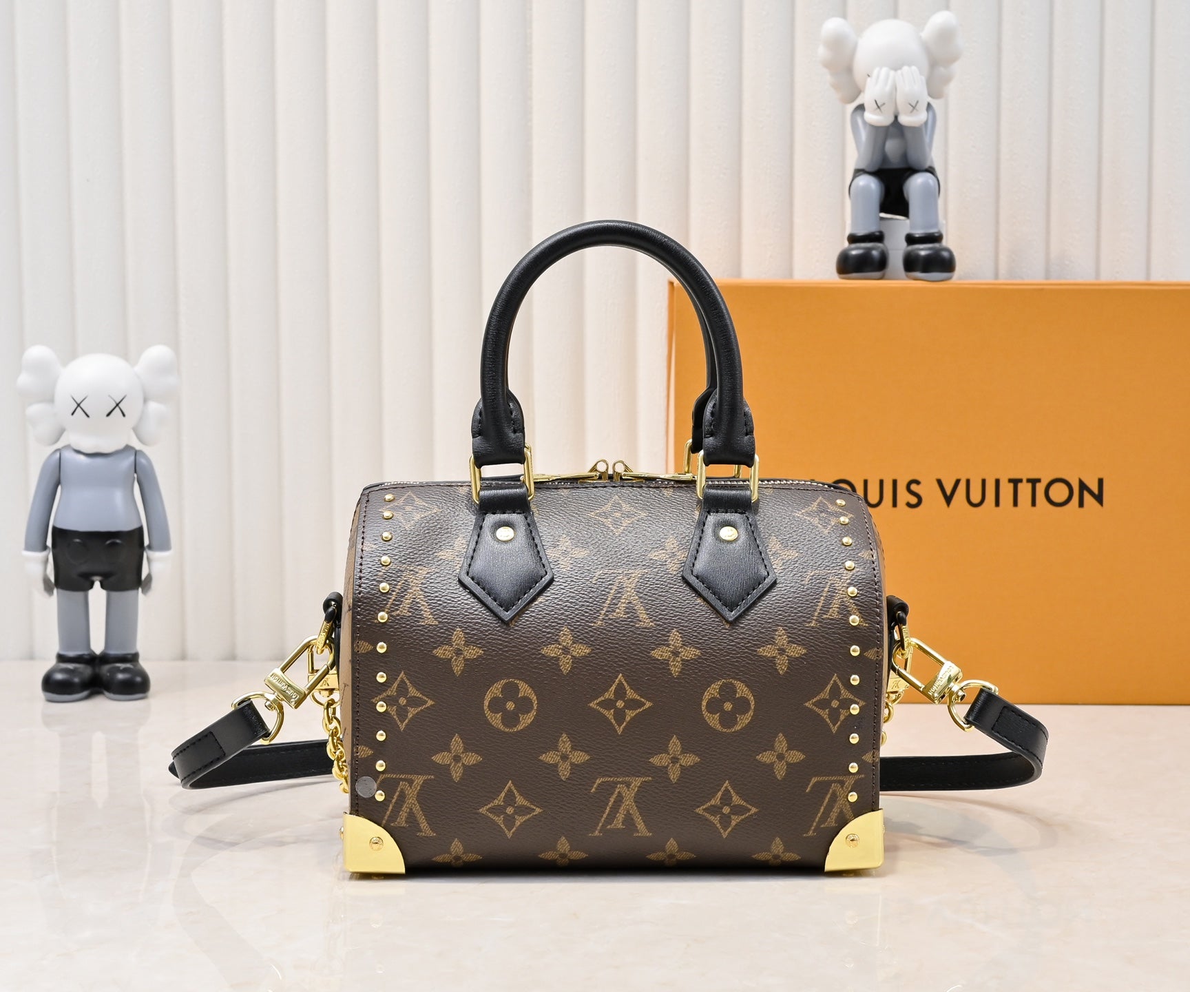 136NE5B Popular leather bag