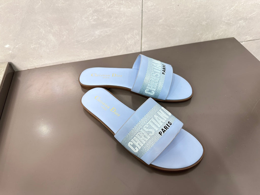 14D32Z Popular slippers