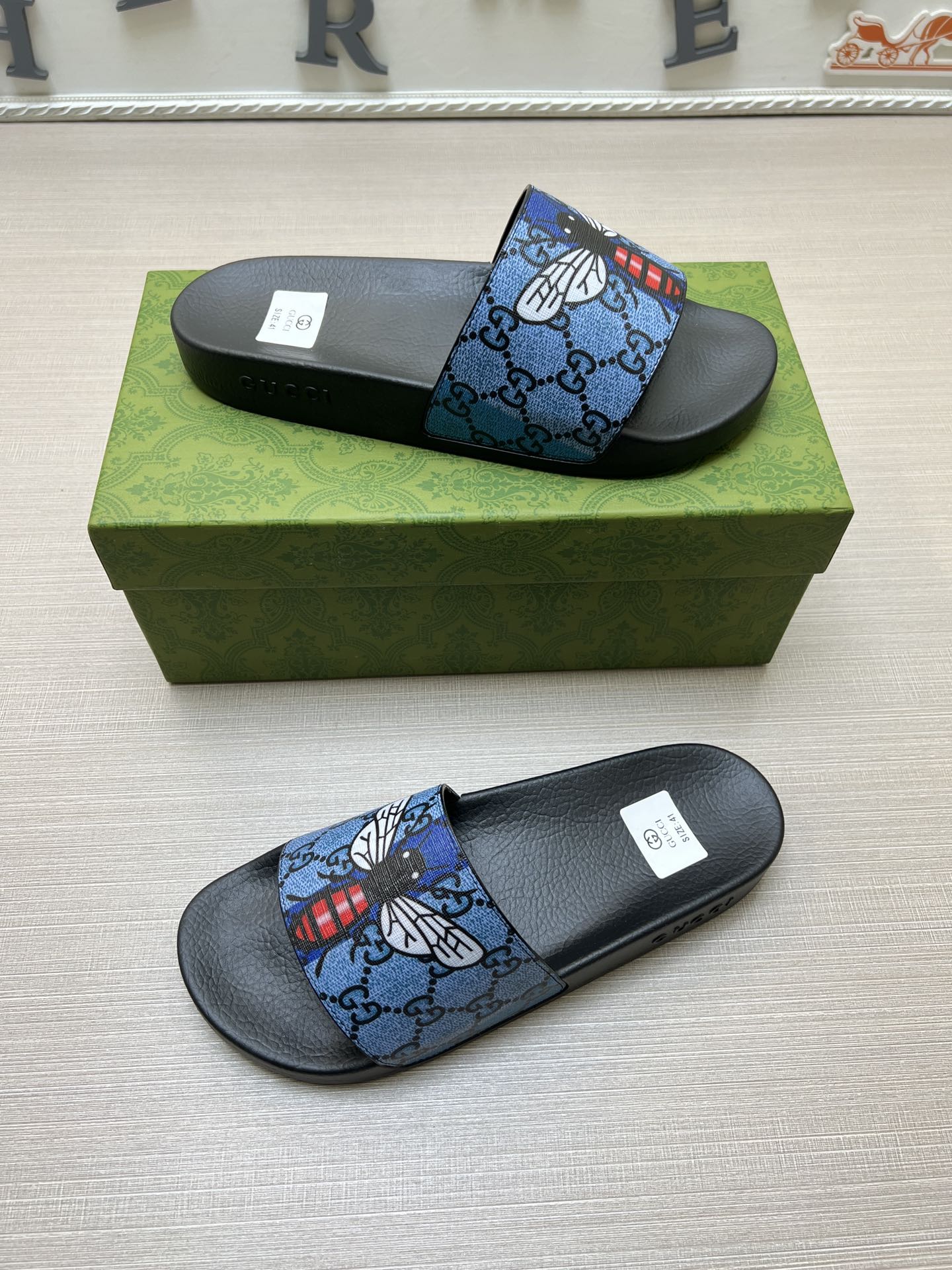 5LB235Z Popular Slippers
