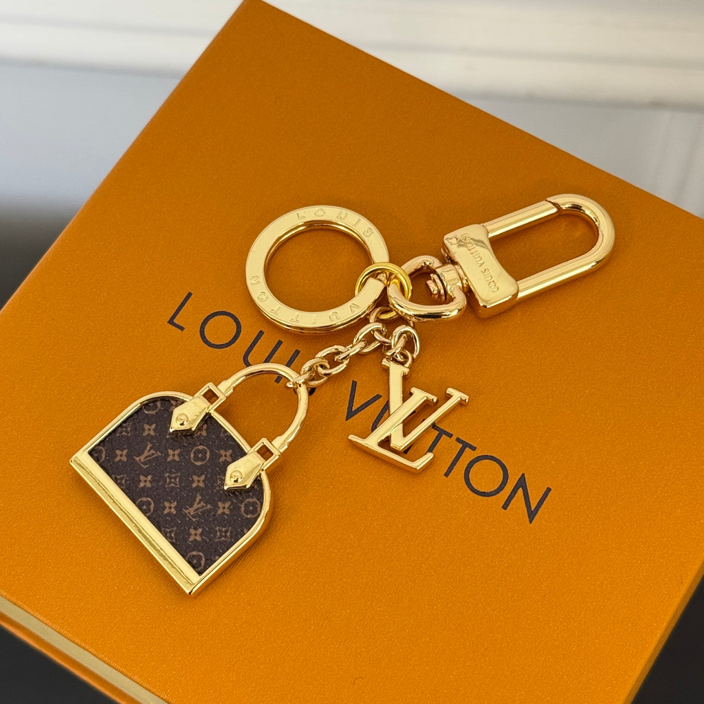 35ZE45A Popular bag 's charms accessories