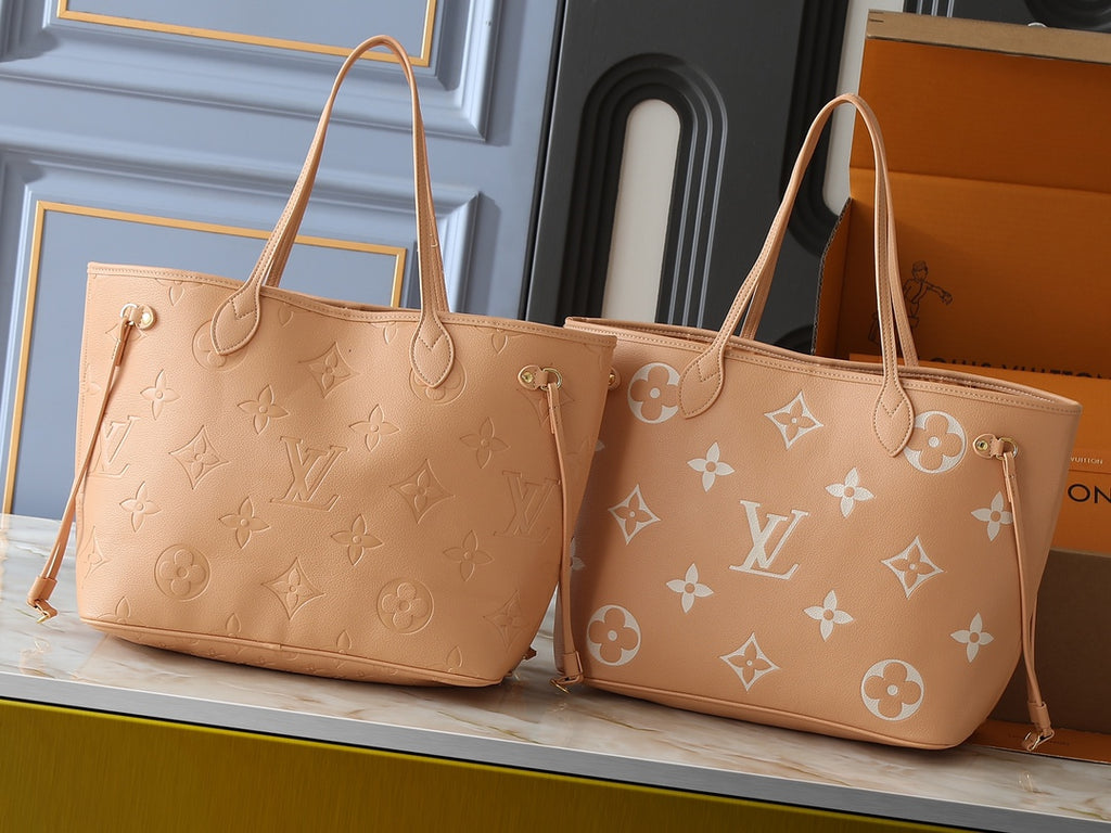 146PE92B Popular leather bag