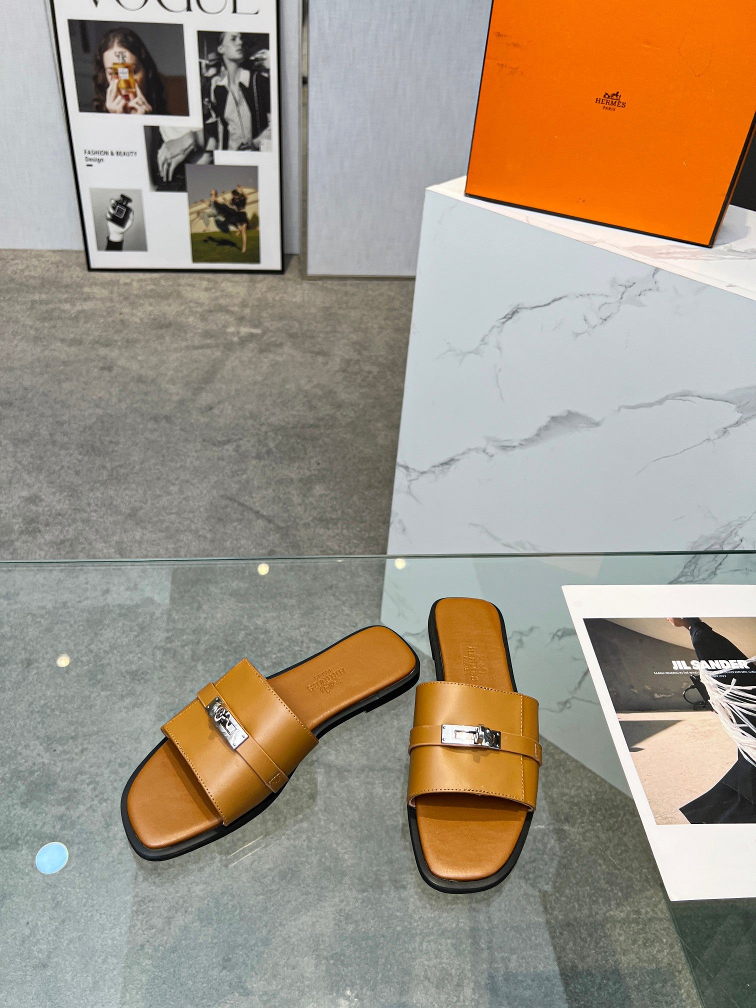 Z2X66H3 Popular high-quality leather Shoes