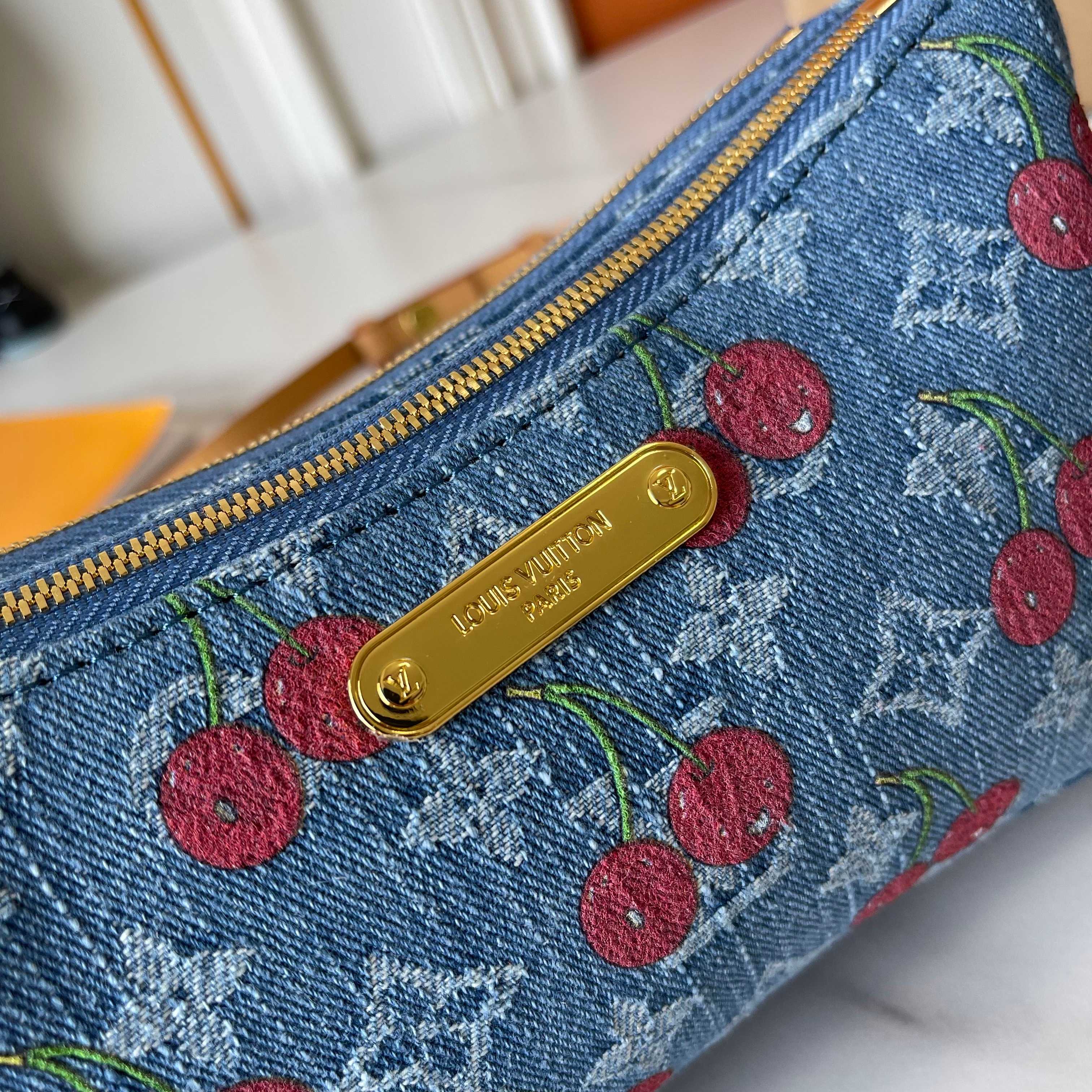 15RE31B Popular    bag