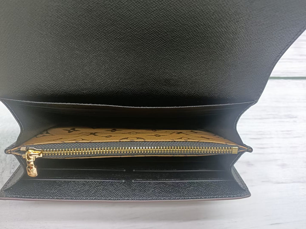 1XE93B Popular  leather wallets