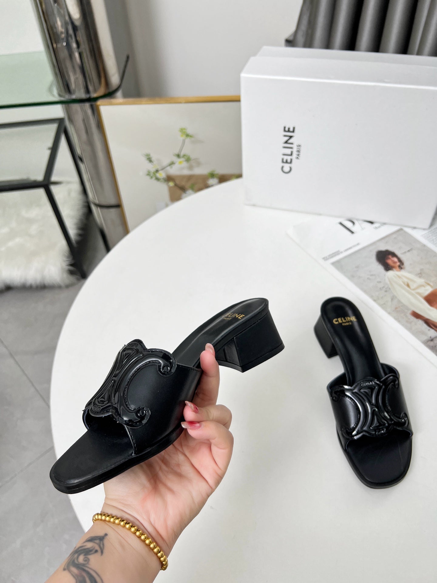 255QCL51Z Popular leather shoes