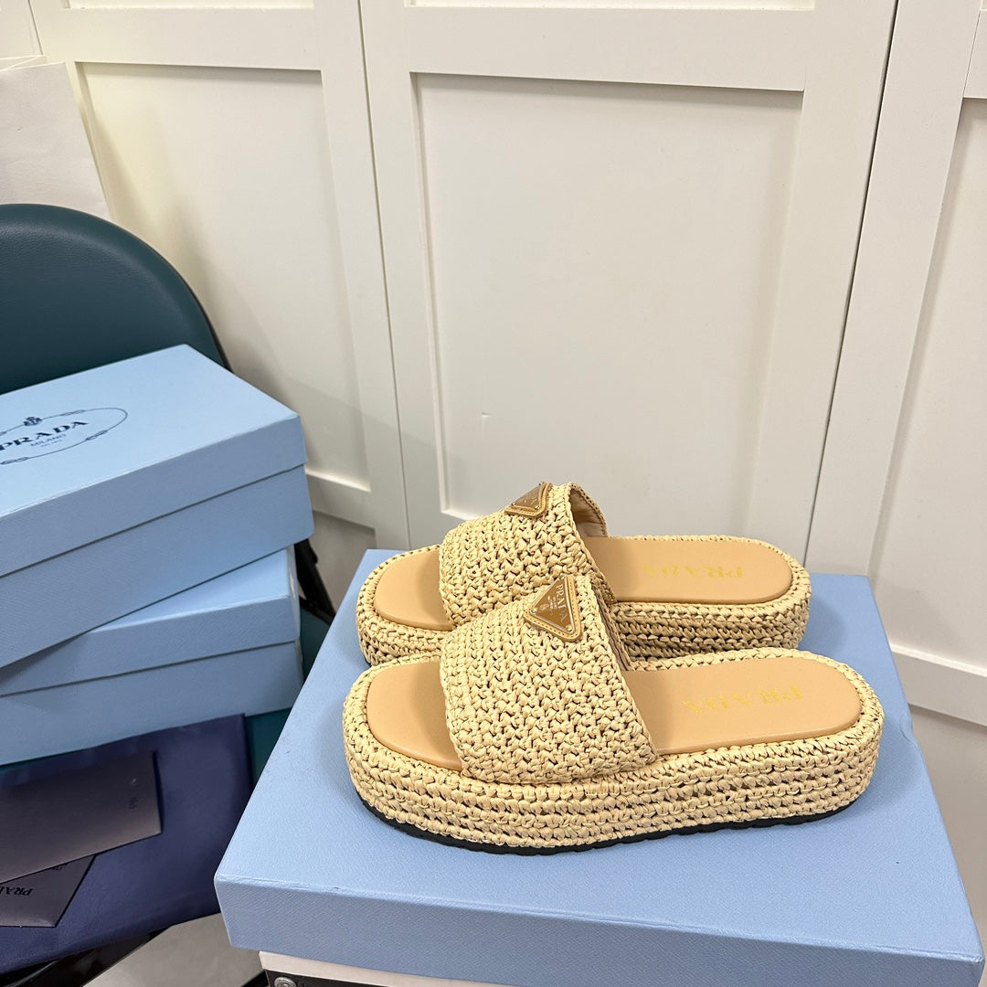 14PD27Z Popular slippers