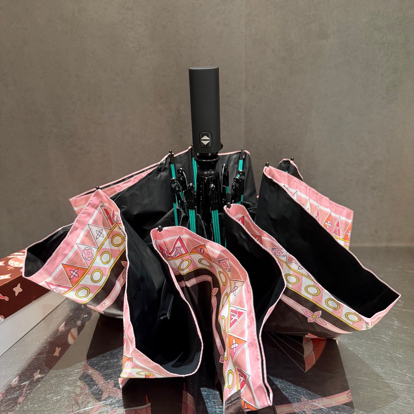 146NE12S Popular UV resistant umbrella