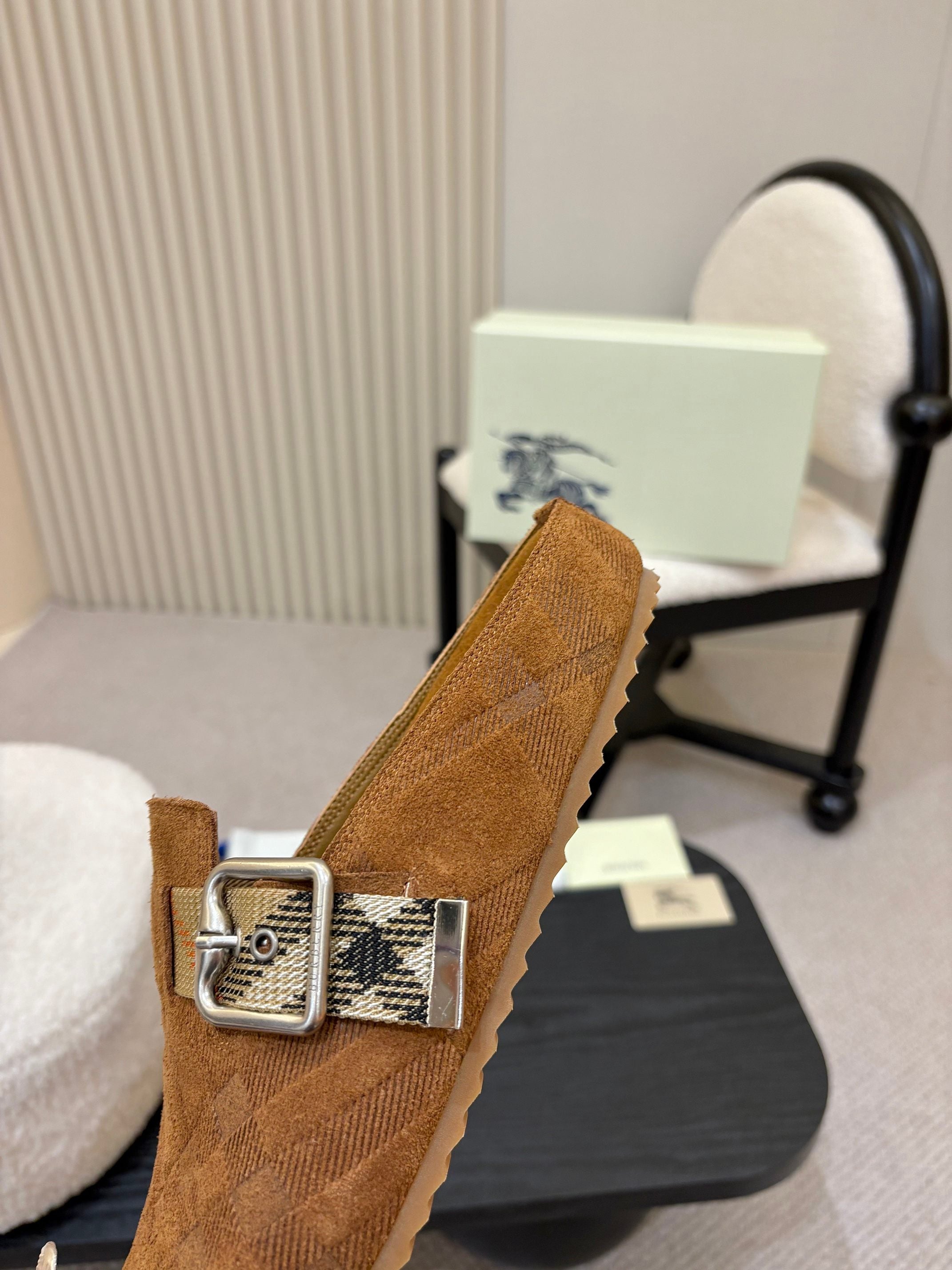 2105QR243Z Popular high-quality  Shoes