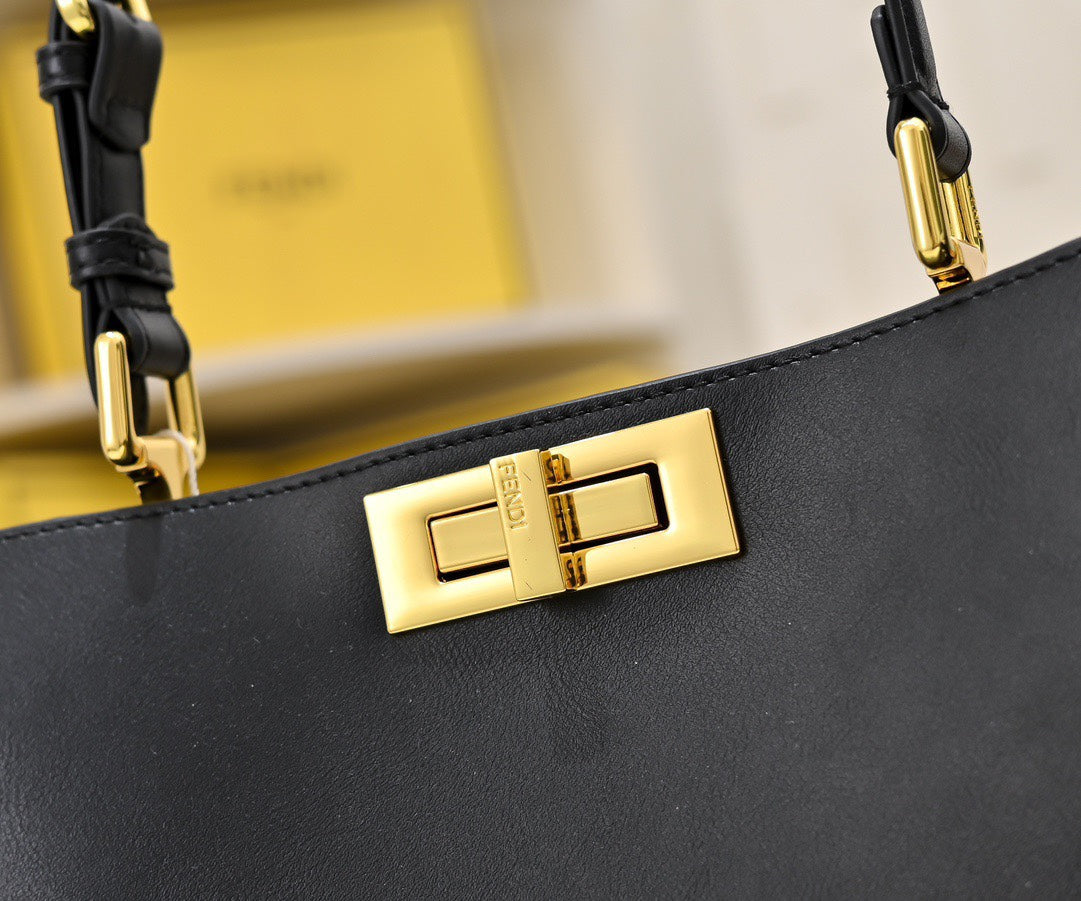 136PF98B Popular leather bag
