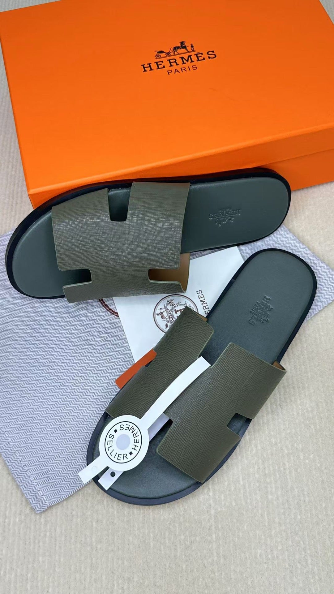 Z2X66H14 Popular high-quality leather Shoes