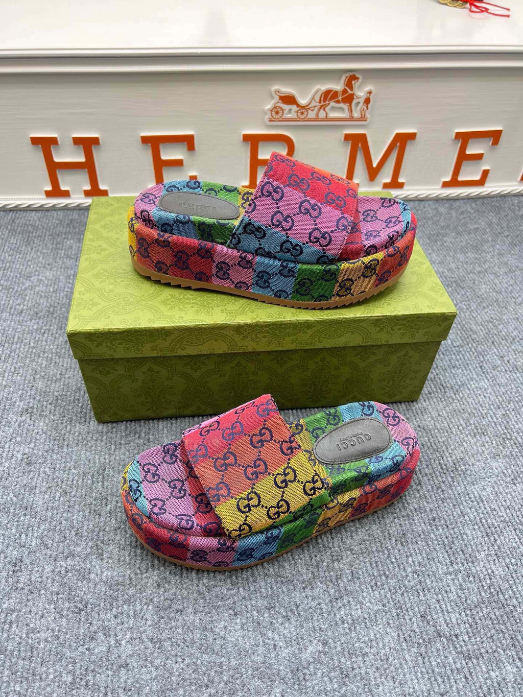 54B122Z Popular slippers  Sole thickness 5.5cm