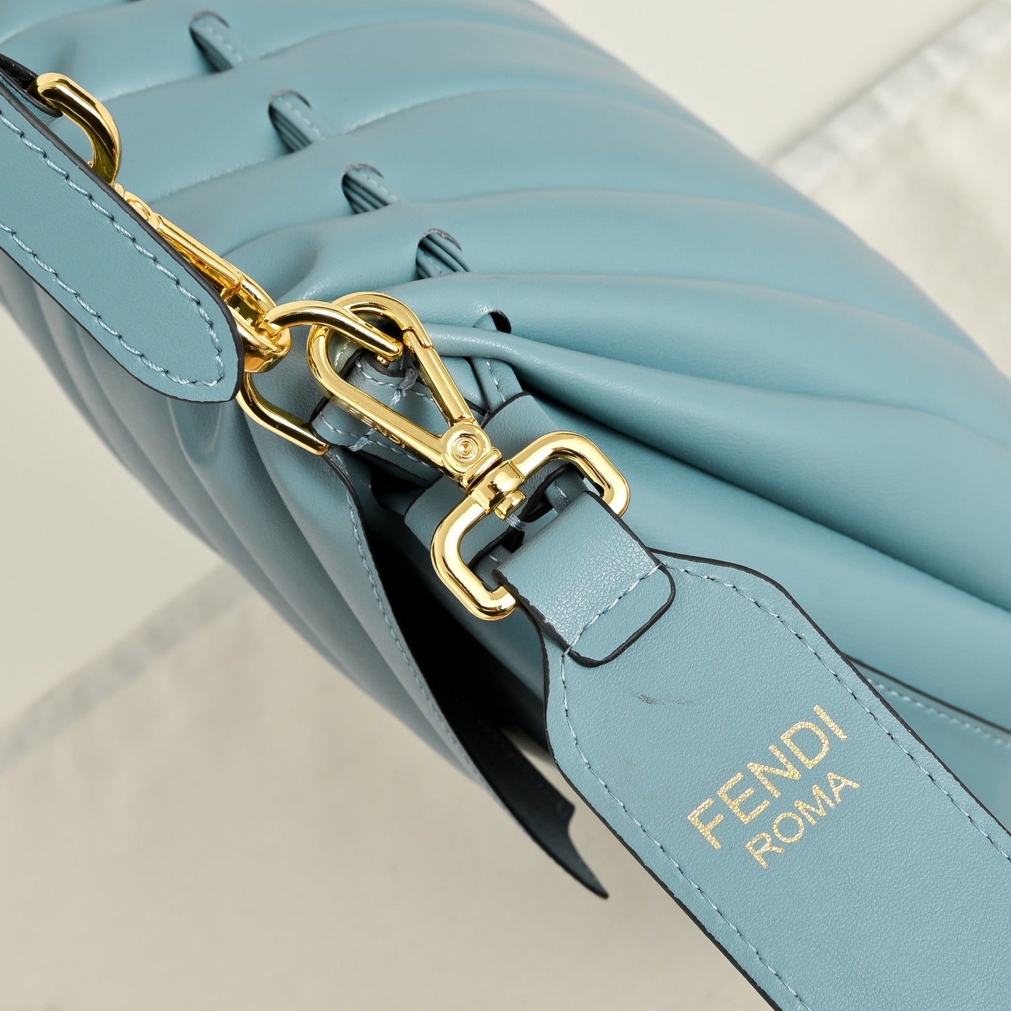 136PF106B Popular leather bag