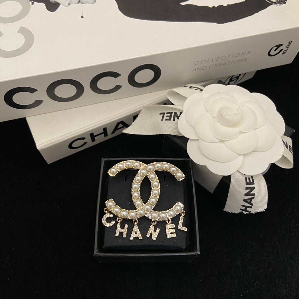 25ZC9X Popular Brooch