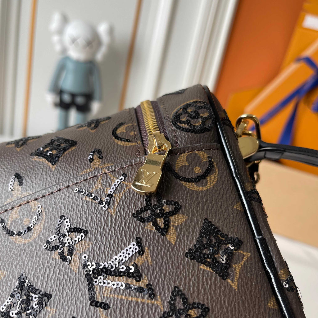 146PE37B Popular leather bag
