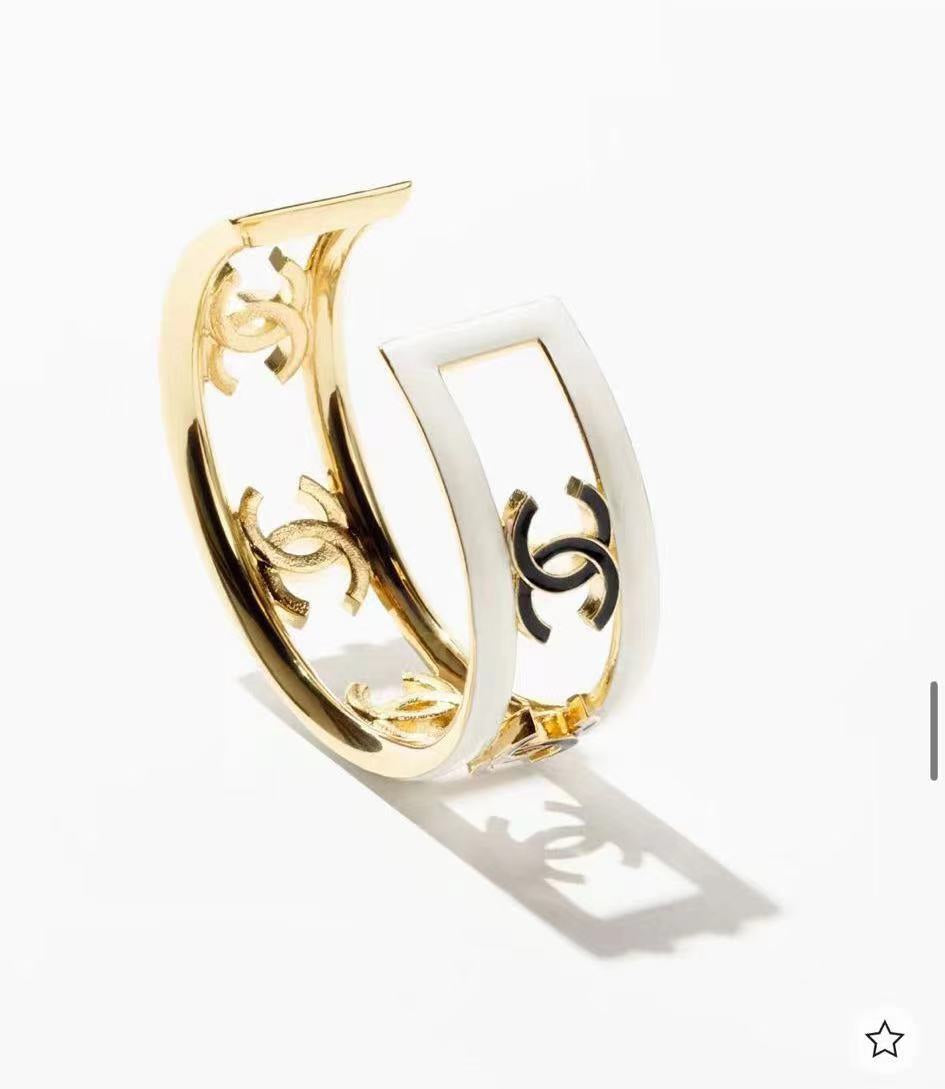 15QC25K  Popular Bracelets