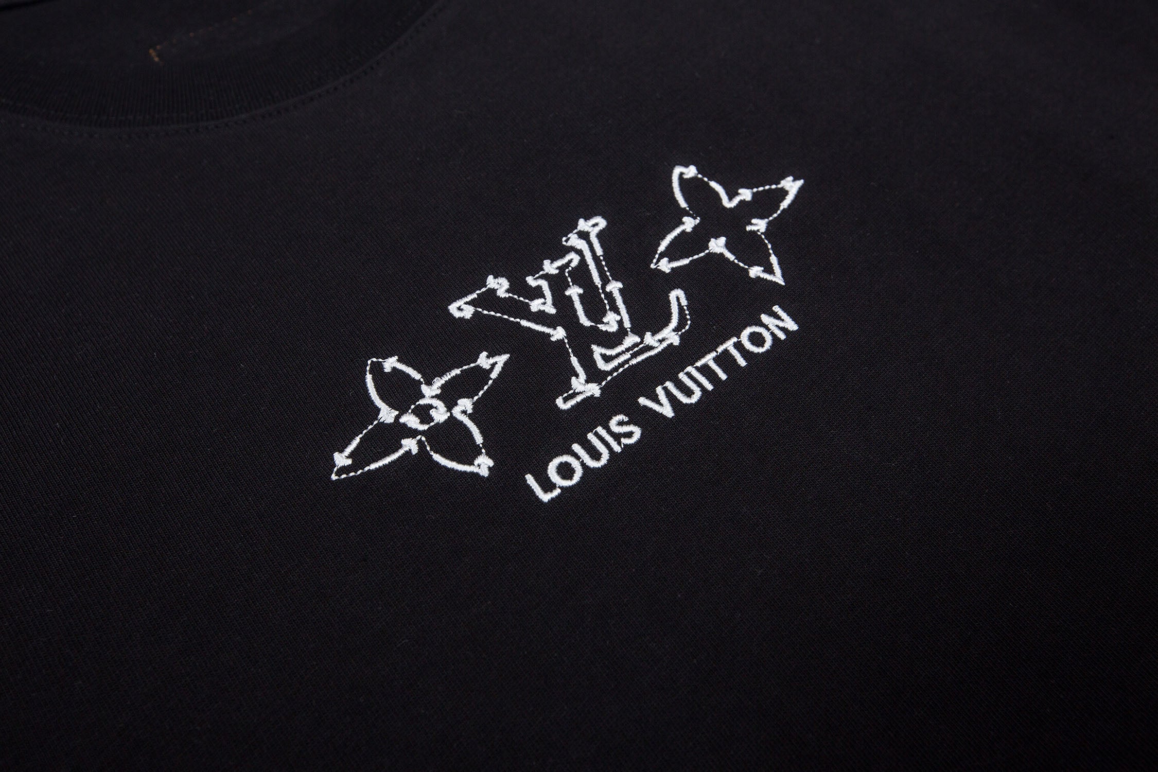 125WE7U  Popular T-shirts