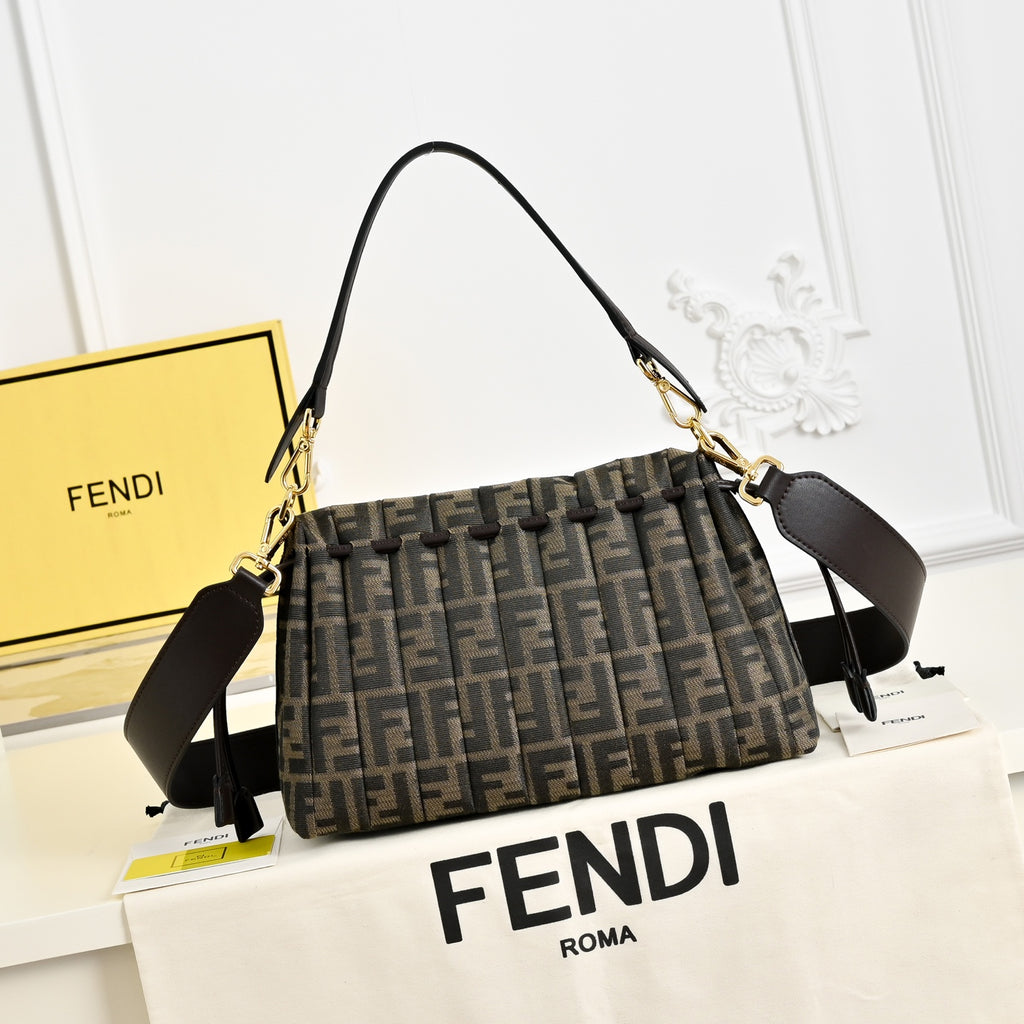 136PF106B Popular leather bag