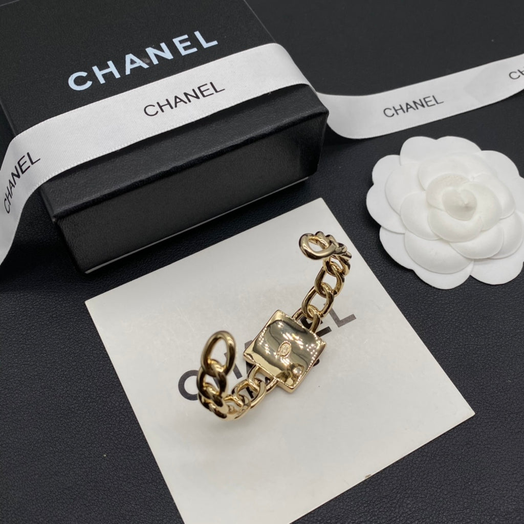 15QC33K  Popular Bracelets