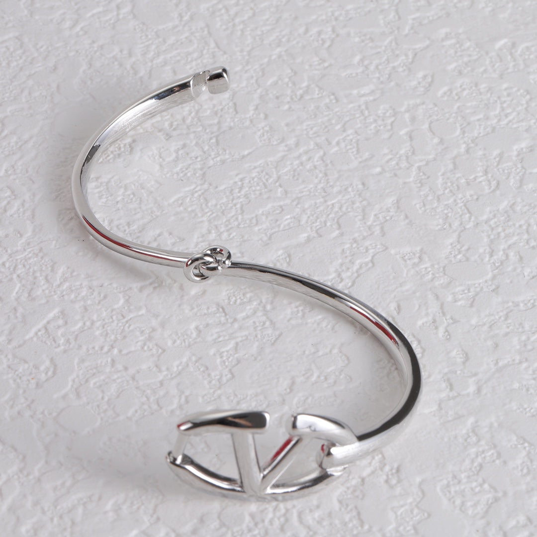 14VL354K  Popular Bracelets